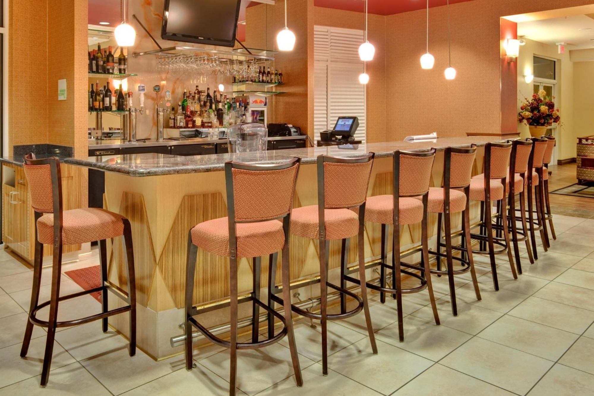 Holiday Inn & Suites Bakersfield By Ihg Dış mekan fotoğraf