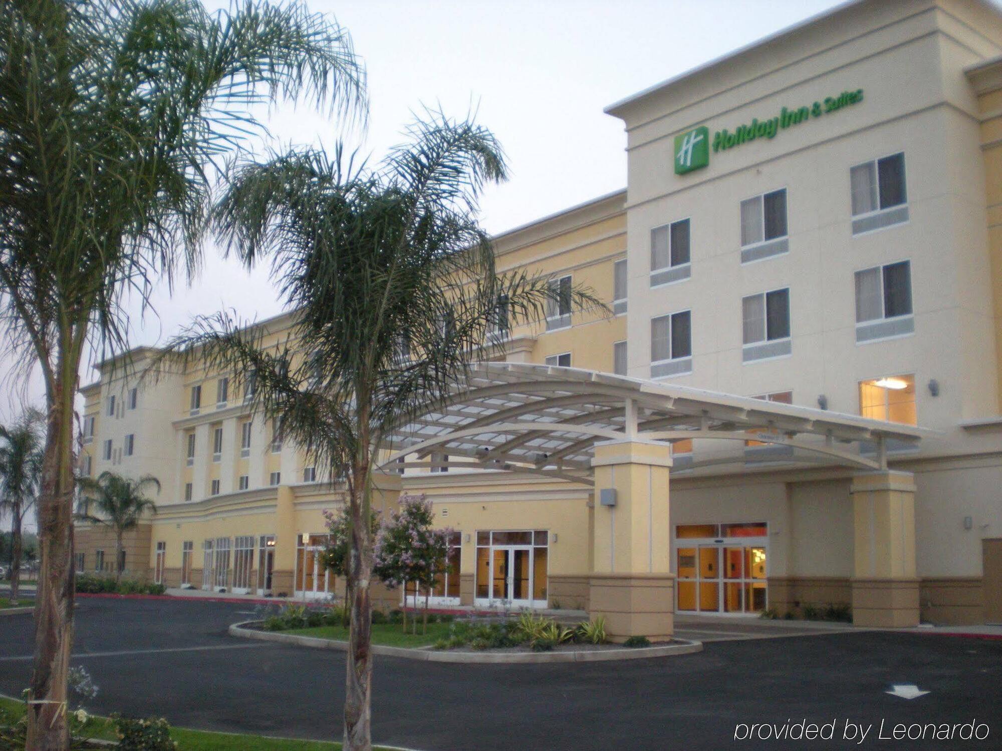 Holiday Inn & Suites Bakersfield, An Ihg Hotel Dış mekan fotoğraf